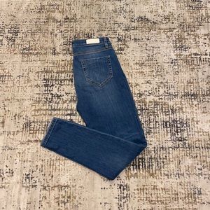 High Rise Slim Straight Jeans